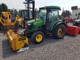 2011 JOHN DEERE 4720, tracteur automatique