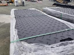 15 Tapis de protection de sol 44po x 8pi