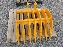 R&acirc;teau a dent 32po pour CAT305