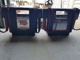 2 Boosters PAC ES 5000 Usag&eacute;s avec chargeur 110V