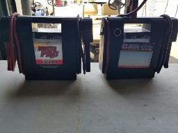 2 Boosters PAC ES 5000 Usag&eacute;s avec chargeur 110V