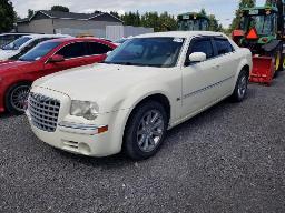 2008 CHRYSLER 300 Ltd Automobile