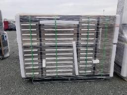 Coffre &agrave; outils neufs, 35 tiroirs, 1 porte, stanless 85``x 57``x 24``