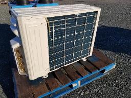 Thermopompe Gree jamais utilis&eacute;e mod&egrave;le GWHD(24)ND6MO