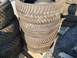 4 pneus, Good Year eagle ultra grip 245/55R18, hiver.