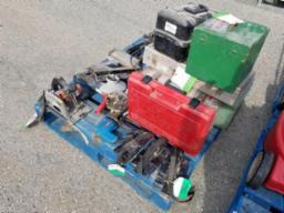 Lot d'outils divers.