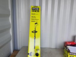Nettoyeur &agrave; patio, brosse m&eacute;tallique Baraterie et chargeur non inclus. (Neuf).