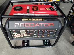 G&eacute;n&eacute;ratrice Predator 9000 W 110/220V.