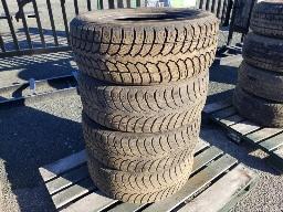 4 pneus d'hiver Rovelo 265/60R18