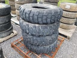 4 pneus Michelin 9.00R16