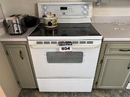 St-Prosper: Cuisini&egrave;re &eacute;lectrique Inglis.