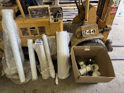 St-Prosper: 4 rouleaux de polyth&egrave;ne ainsi que des accessoires de plomberie.