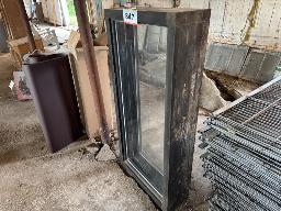 St-Prosper: Fen&ecirc;tre fixe &agrave; 4 verres, 25 1/2 po &times; 52 1/2 po.