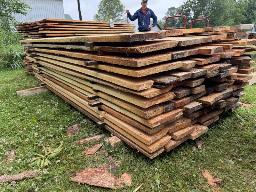 St-Prosper: Planches de pin rouge, 4/4 (1 po) &times; 4 &agrave; 12 po de largeur (365 PMP).
