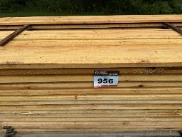 St-Prosper: Planches de pin rouge, 4/4 (1 po) &times; 8 &agrave; 12 po de largeur (380 PMP).