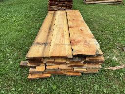 St-Prosper: Planches de pin rouge, 4/4 (1 po) &times; 6 &agrave; 16 po de largeur &times; 8 pi (230 PMP).