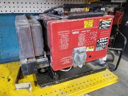 Soudeuse &agrave; ARC &agrave; essence. Mod&egrave;le MSG 200 + g&eacute;n&eacute;ratrice 110V.