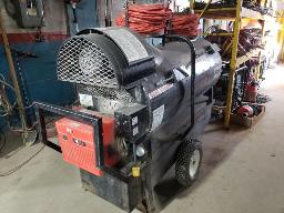 Syst&egrave;me de chauffage au diesel 395 000 BTU. Marque Flagro, mod&egrave;le FVO-400