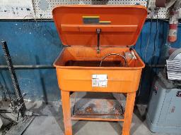 Bain de lavage &agrave; pompe (Apporter 5 gallons pour vider le bain)