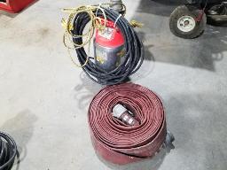 Pompe &agrave; eau submersible avec 1 tuyau de 2
