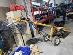 Tari&egrave;re moteur Honda 8Hp avec plusieurs m&egrave;ches grosseurs vari&eacute;es