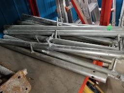 16 poteaux pour garde corps d'&eacute;chafaudage