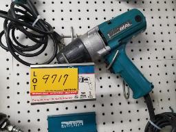 Makita cl&eacute; &agrave; choc 1/2" EL