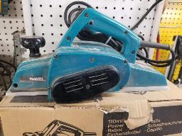 Makita rabot 4 3/8" EL, 7.5A