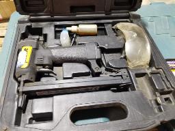 Prime LU-7116AC, agrafeuse pneumatique. 22GA, capacit&eacute; 1/4 &agrave; 5/8