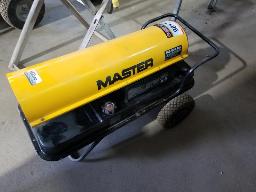 Chauffage au Kerosene de marque master 165 000 BTU