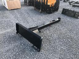 Fl&egrave;che t&eacute;lescopique pour chargeuse compacte / Skid Steer Telescopic Boom
