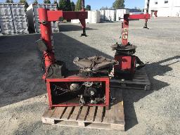 2 machines &agrave; pneus &agrave; v&eacute;rifier