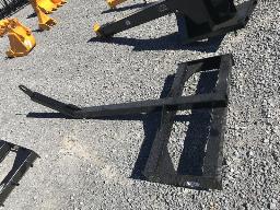 Crochet d'arbre pour Skid-Steer / Skid Steer tree hook