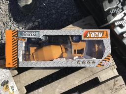 2026-Camion-toupie jouet / Mixer Truck Toy