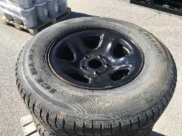 4 pneus d'hiver 265/70R17 Sailun IceBlazer avec roues Dodge Ram