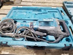 Marteau de d&eacute;molition, Makita, mod&egrave;le HM1317CB