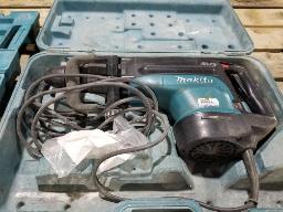 Perceuse &agrave; percussion Makita, mod&egrave;le HR5210C