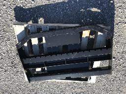 2026- Fourche Skid-Steer /  SKID STEER FORK