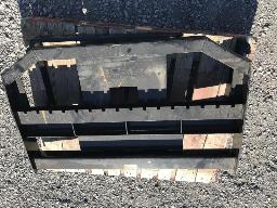 2026- Fourche Skid-Steer /  SKID STEER FORK