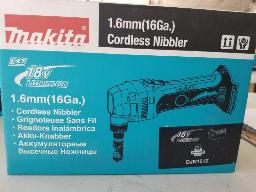 Grignoteuse sans fil Makita. Batterie non incluse, mod&egrave;le DJN161Z