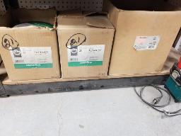 Abmast, lot de 50 meules b&eacute;ton et m&eacute;tal. 42 x D247C de 7" et 8 D948KR de 9"