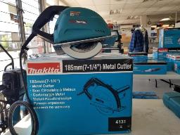 Scie circulaire &agrave; m&eacute;taux 7 1/4" &eacute;lectrique, Makita, mod&egrave;le R4131. (Support Makita)