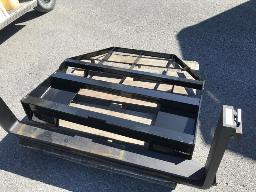 2026-Fourches pour chargeuse compacte / Skid Steer Forks.