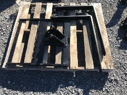 2026- Fourches pour pelle sur chenilles / CRAWLER EXCAVATOR Forks.