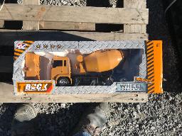 2026-Camion-toupie jouet / Mixer Truck Toy.