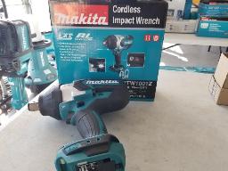 Boulonneuse sans fil 3/4" Makita, mod&egrave;le DTW1001Z, batterie non incluse (Support Makita)