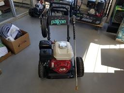 Laveuse &agrave; pression, marque &Eacute;cho &agrave; essence 2500 PSI, 6.5 Hp Honda