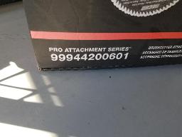 Attachement lame d&eacute;broussailleuse 8" &agrave; 80 dents, marque Echo