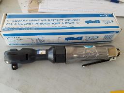 Cl&eacute; &agrave; Rochet &agrave; prise 1/2, marque Jet, mod&egrave;le 400213
