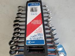 Jeu de 12 pi&egrave;ces de cl&eacute; m&eacute;trique, combin&eacute; &agrave; ratchet, marque Jet, mod&egrave;le 700361 8 &agrave; 19mm